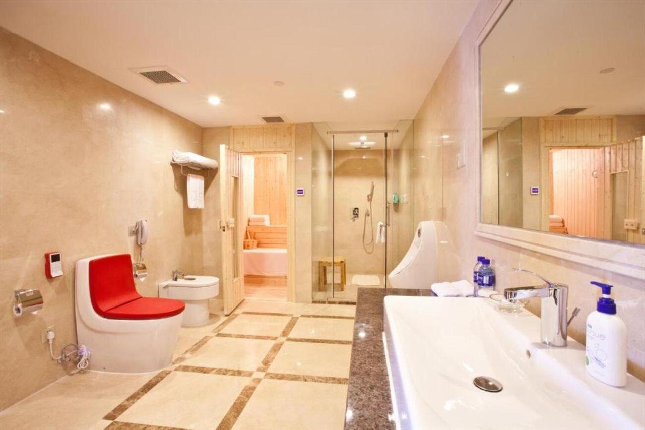 Beijing Guizhou Hotel Экстерьер фото